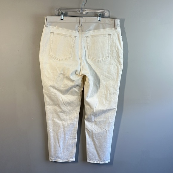 Abercrombie 90’s Straight Ultra High Rise Vegan Leather Waistband Jeans Size 20R - Picture 4 of 16